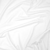 Matt két irányba elasztikus lycra 190 grm2. 100 százalékosan újrahasznosított ECONYL ® poliamid nylon szálból készült,  bizonyítottan kétszer jobban ellenáll a klórnak, barnító krémeknek, olajoknak mint a hasonló szövetek. LYCRA Xtra Life ™ hosszú élettratamú. - BIANCO 0028 Fehr